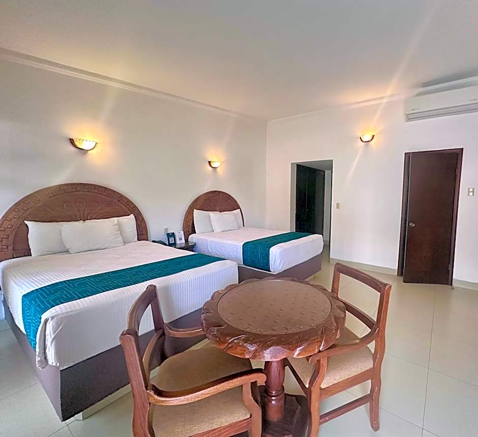 InHouse Select Hacienda Tres Rios