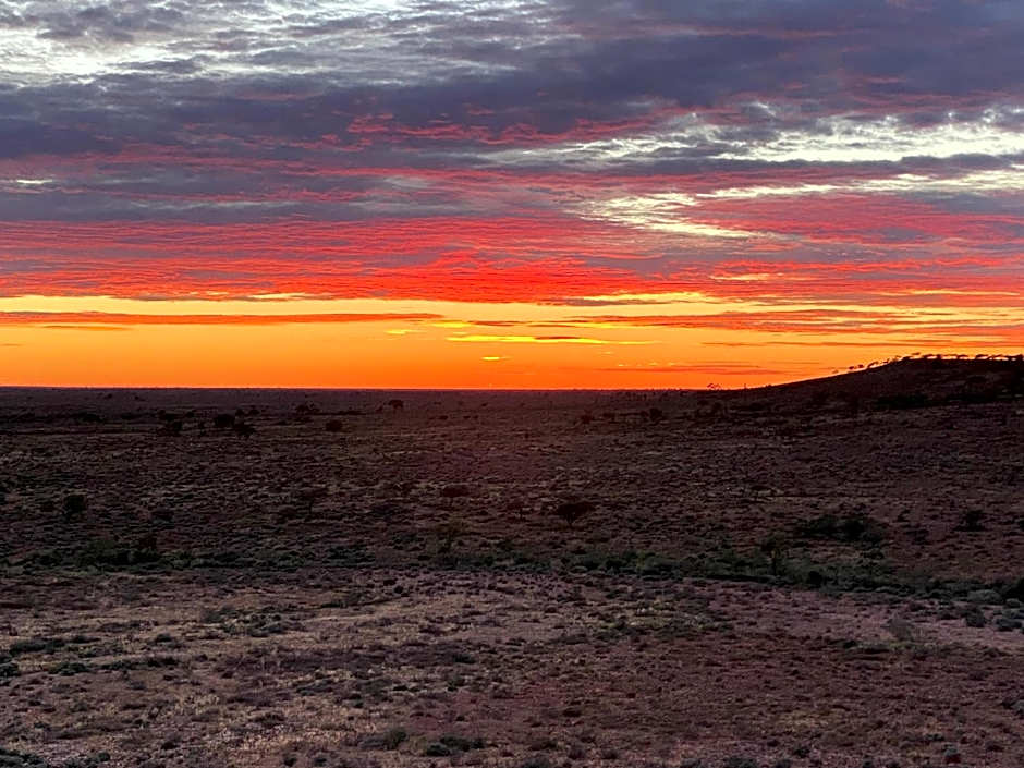 White Cliffs Underground Motel