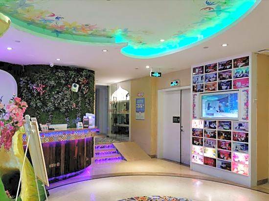 Angel Lover Theme Hotel (Guangzhou East Railway Station CITIC Plaza)