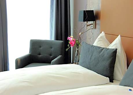 Deluxe Room with Balcony