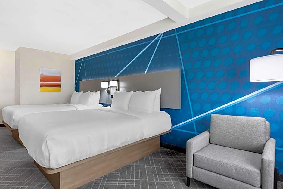 Comfort Inn & Suites Suwanee - Sugarloaf