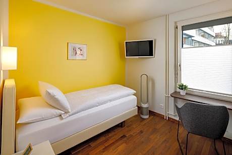 Economy Single Room with Shared Bathroom and Toilet