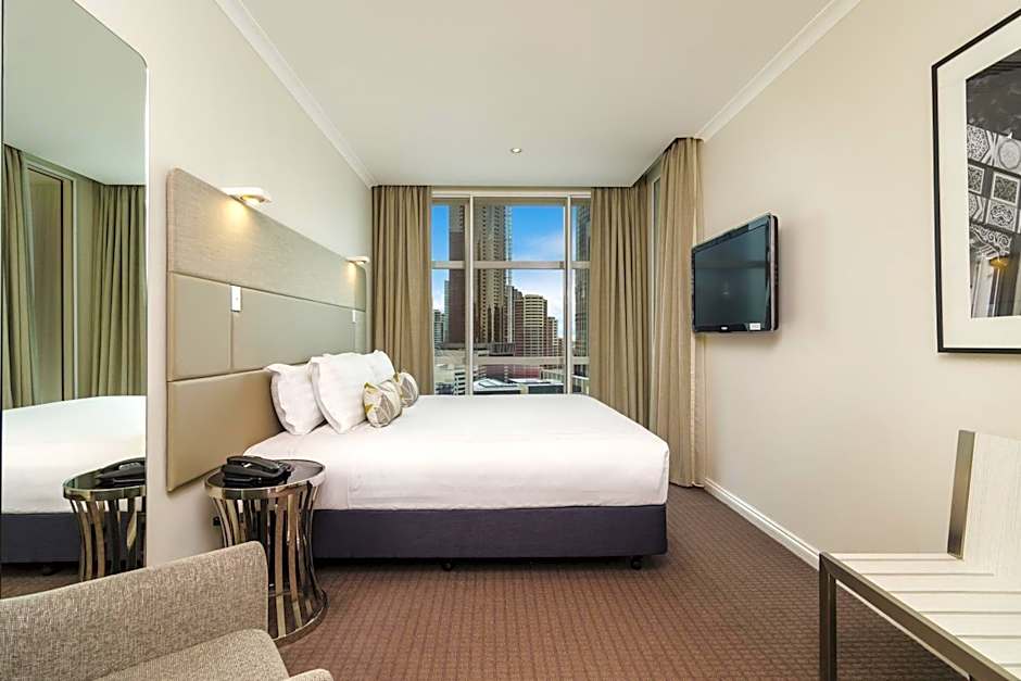 Clarion Suites Gateway