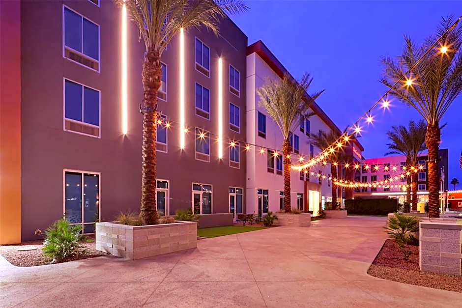 Hilton Garden Inn Chandler Downtown