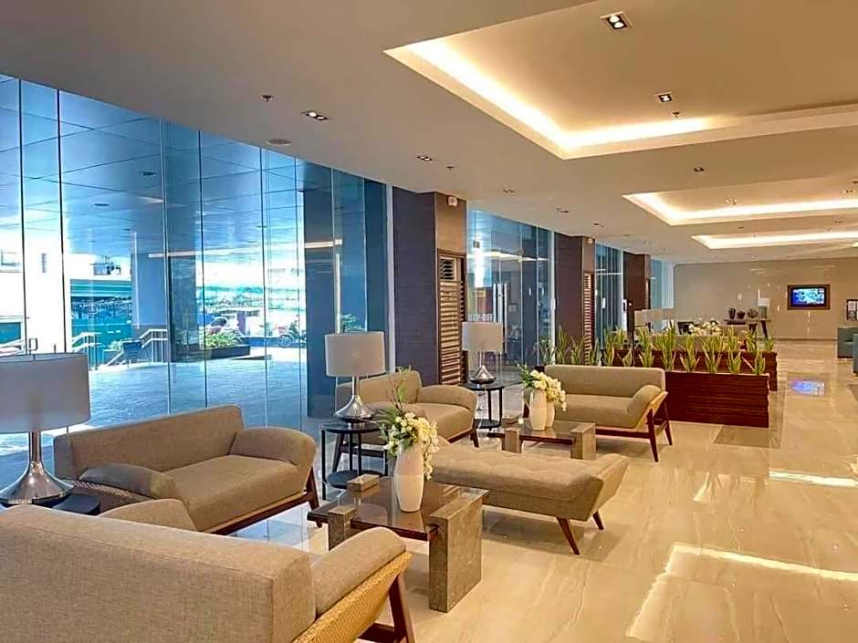 SMDC Coast Residences near PICC
