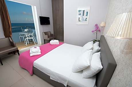 Superior Double or Twin Room with Sea View