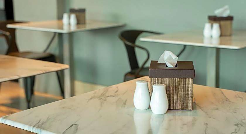 Felicity Island Hotel