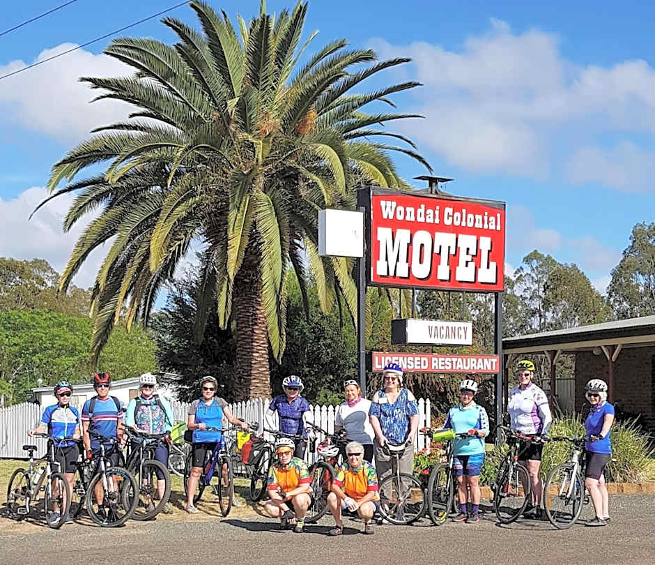 Wondai Colonial Motel & Ivory's Restaurant