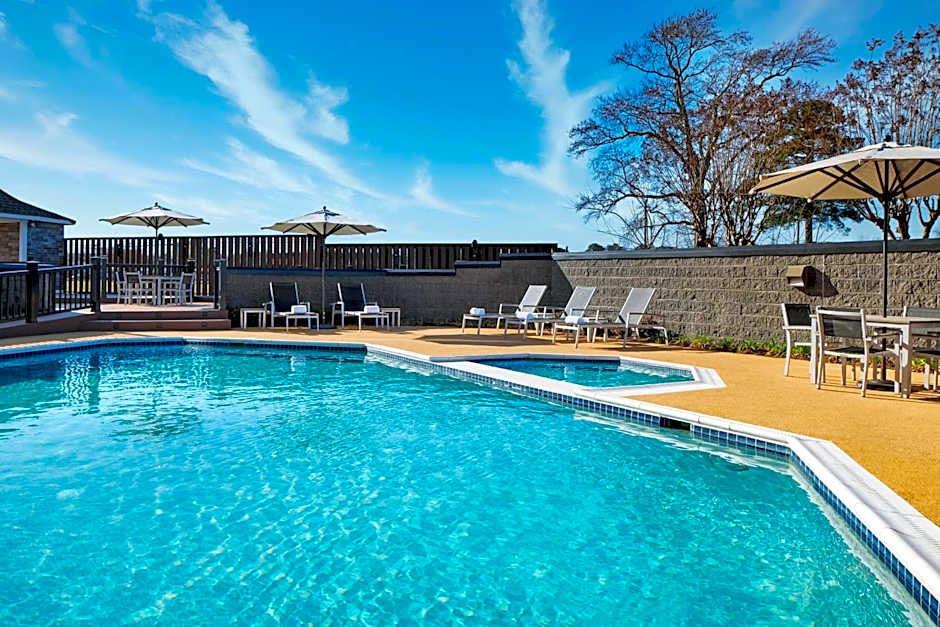 Sheraton Richmond Airport Hotel