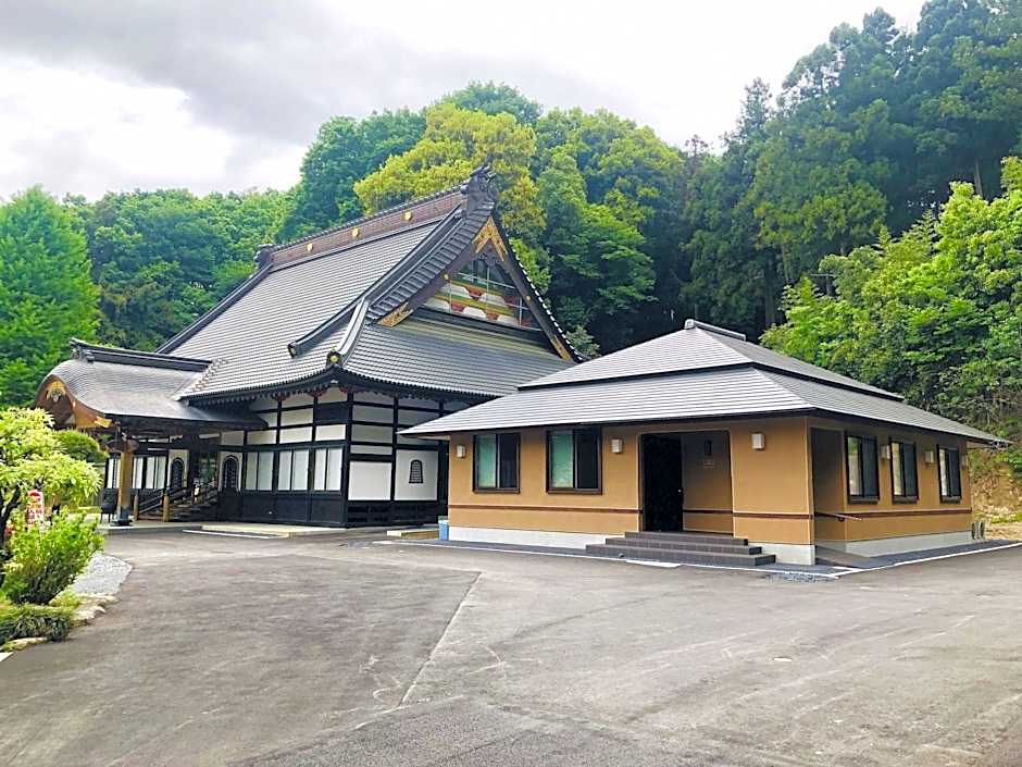 Temple Hotel Ryutakuzenji