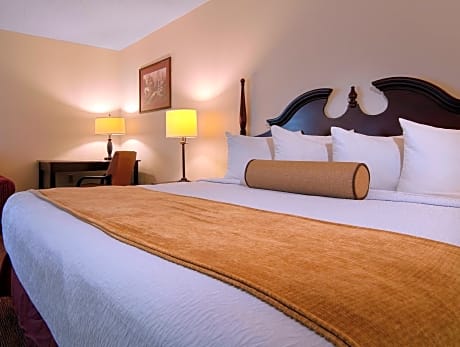 2 Queen Beds