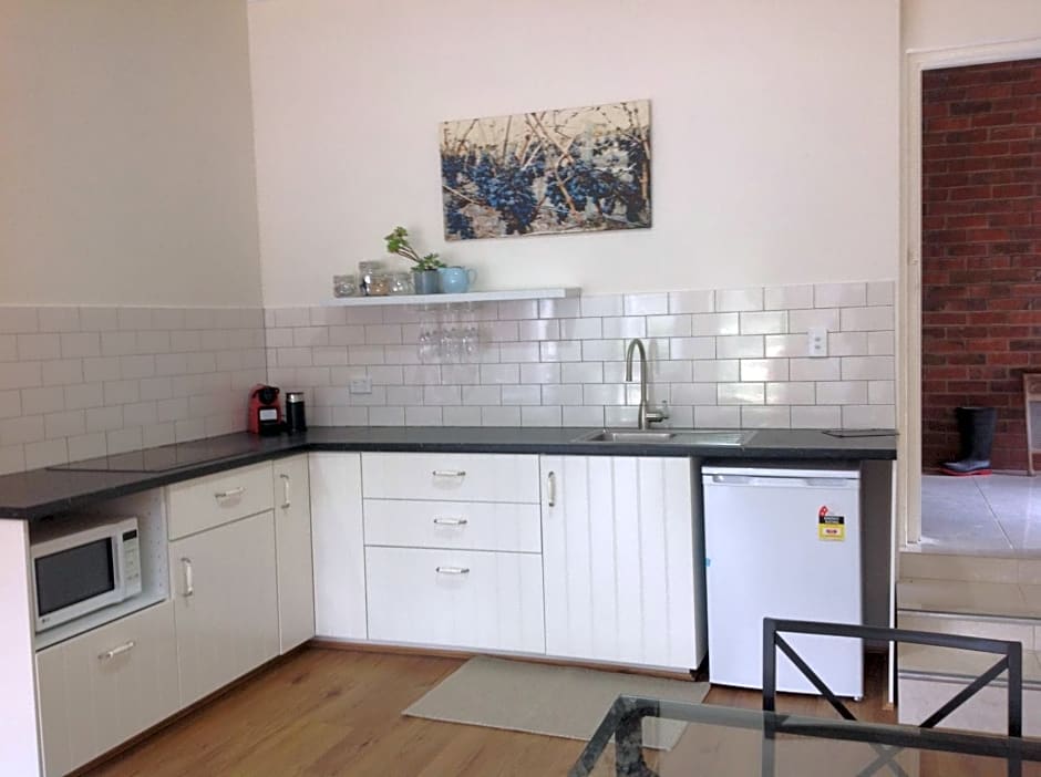 Port Elliot rural retreat