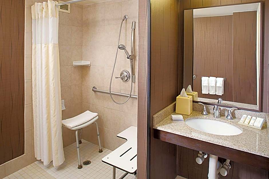 Hilton Garden Inn Albany Airport