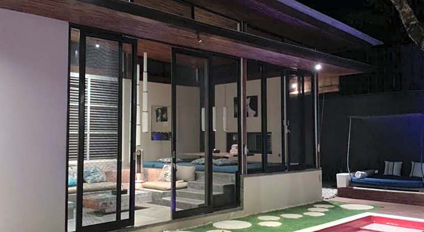 Kiss Bali Villas Seminyak