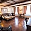 Hotel Holland House Old Town