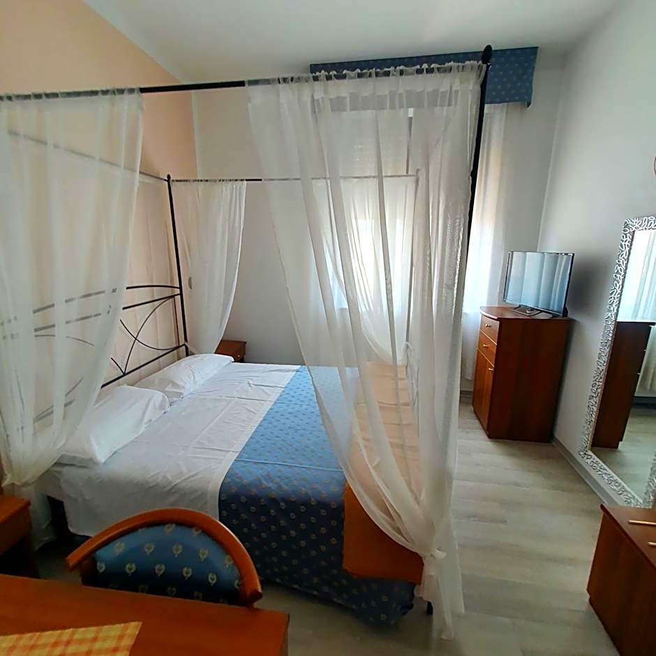 HOTEL PERLA