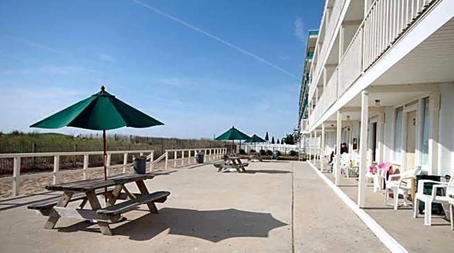 Seabonay Oceanfront Motel