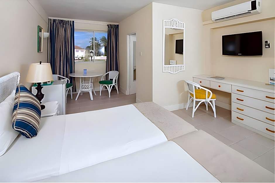 Time Out Hotel