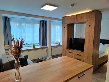 Studio-Apartment-Eigenes Badezimmer-Stadtblick