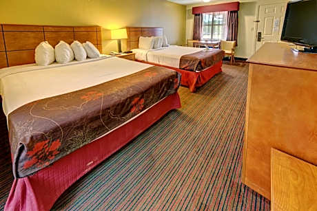 Queen Room with Two Queen Beds - Non-Smoking