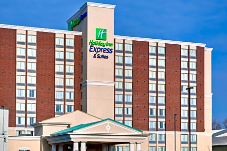 Holiday Inn Express Hotel & Suites Chatham South By IHG