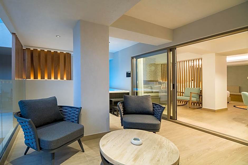 AKASHA Beach Hotel & Spa