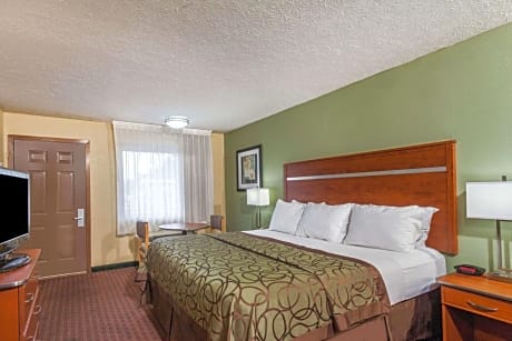 1 Queen Bed, Non-Smoking