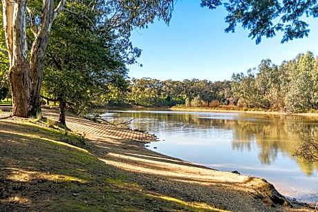 BIG4 Tiny Away Stay - Seymour Riverside