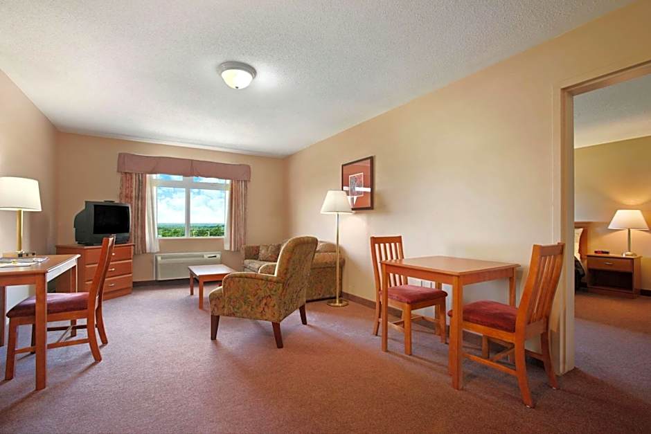 Days Inn & Conference Centre by Wyndham Oromocto