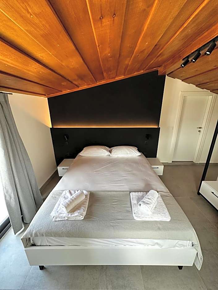 Lighthouse Apartments