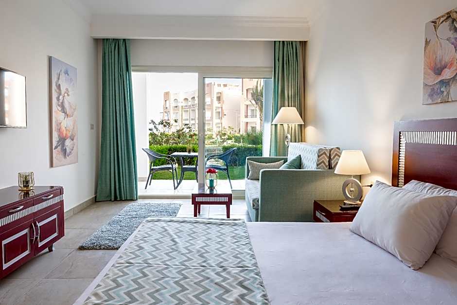 Oyster Bay Beach Suites