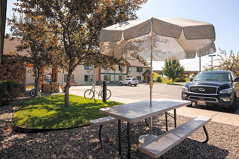 MountainView Lodge and Suites