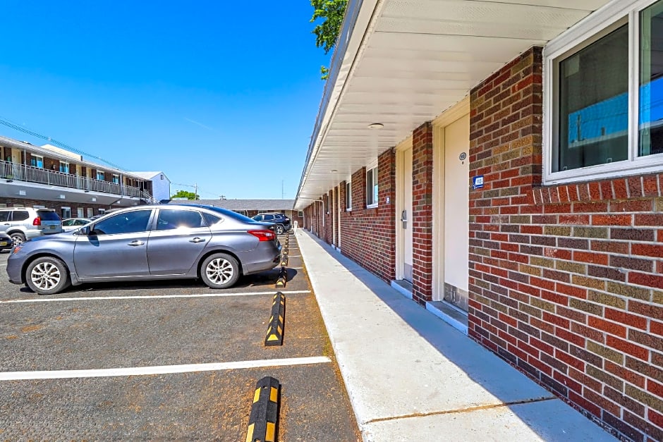 Americas Best Value Inn Avenel Woodbridge