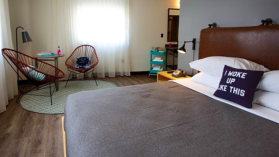 Moxy New Orleans Downtown/French Quarter, A Marriott Hotel