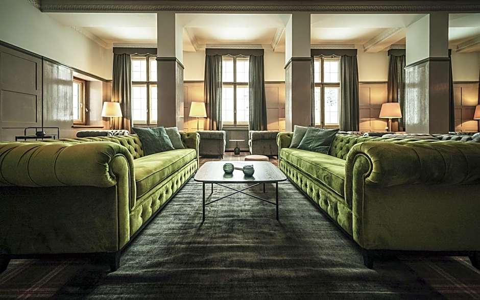 Hotel National by Mountain Hotels