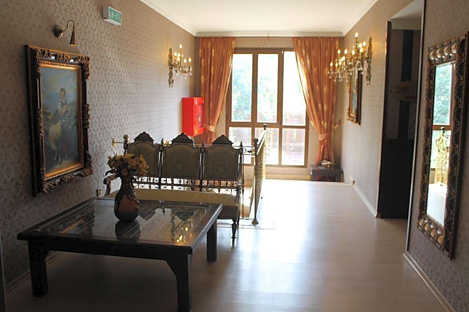 Bella View Art Boutique Hotel