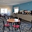 Days Inn and Suites by Wyndham Sikeston