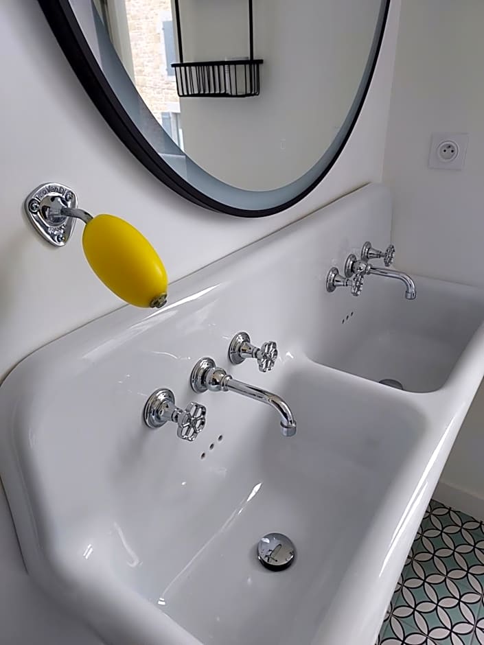 Maison Triton et Porcelaine