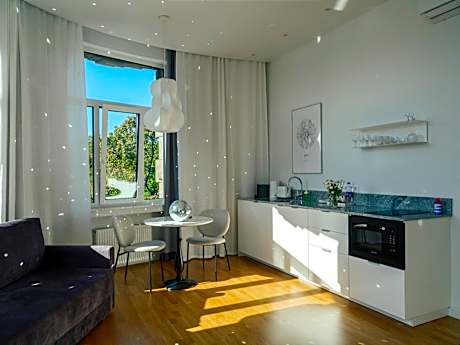 MIRO Rooms Center - quiet chic, self check-in