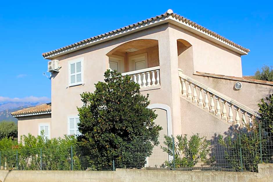 Residence Marina Di A Testa