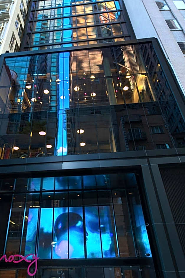 Moxy by Marriott NYC Downtown