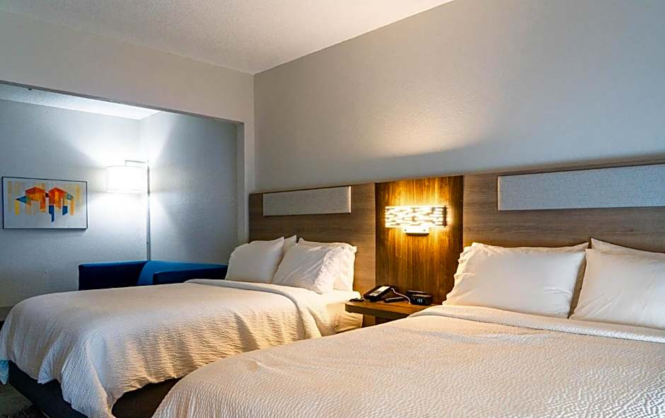 Holiday Inn Express Hotel & Suites Hiawassee By IHG