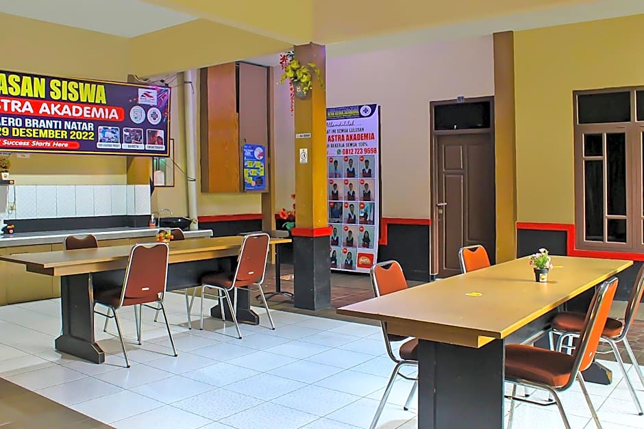 Collection O 92268 Hotel Aero