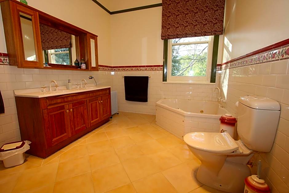 Donalea Bed & Breakfast