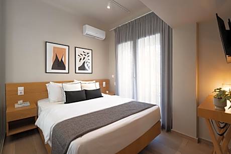 One-Bedroom Apartment with Balcony