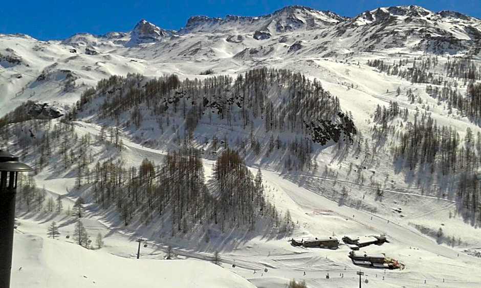 Cervinia Due