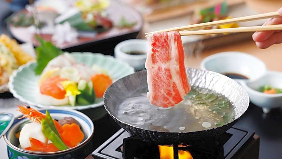 Yubara Kokusai Kanko Hotel Kikunoyu