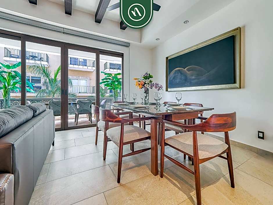 Luxury 2BR Condo in Romatic Zone - Rooftop Pool