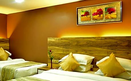 Deluxe Triple Room - Deluxe Single Room - Non-Sea View