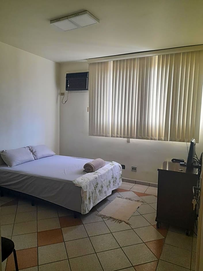 4 suítes privativas